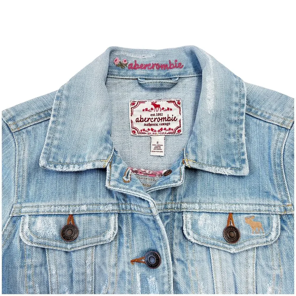 Abercrombie Kids Denim Jean Jacket Girls S Light Wash Distressed Y2K Style EUC